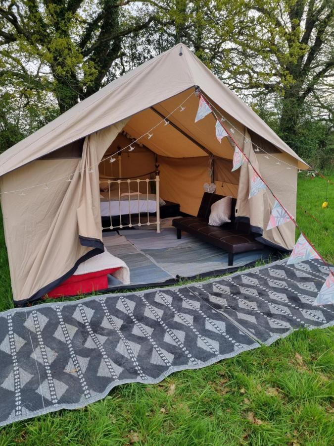 Glamping In Style, Prospector Tent クローリー エクステリア 写真